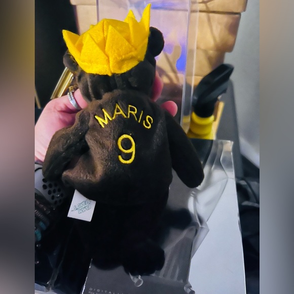 1961 “61” Home Run King #9 Roger Maris Bamm Beano Collectors Bear w/ case - Picture 4 of 4